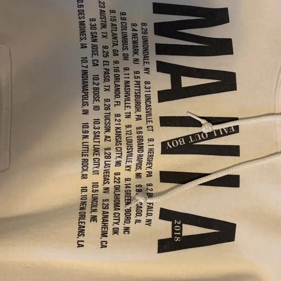 RARE Fall Out Boy 2018 tour merch white sweatshirt - Picture 2 of 3